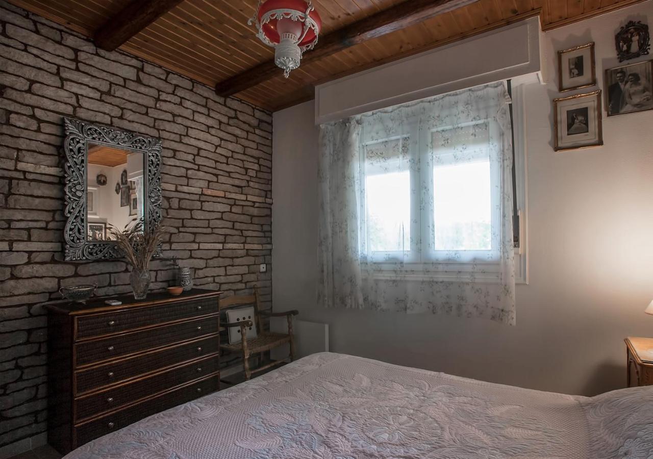 Marathos Beach House Marathón Eksteriør billede